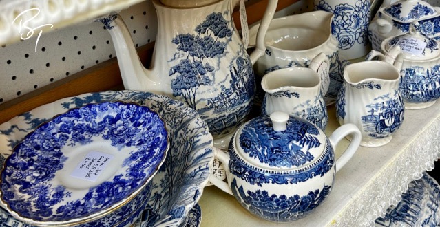 Why Vintage Chinese Ceramics Are All The Rage!